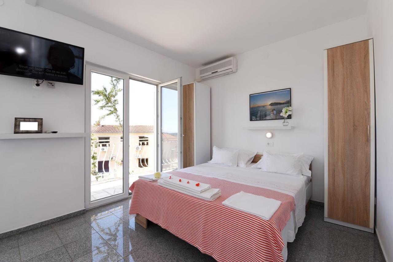 Makarska Sea View Rooms Esterno foto
