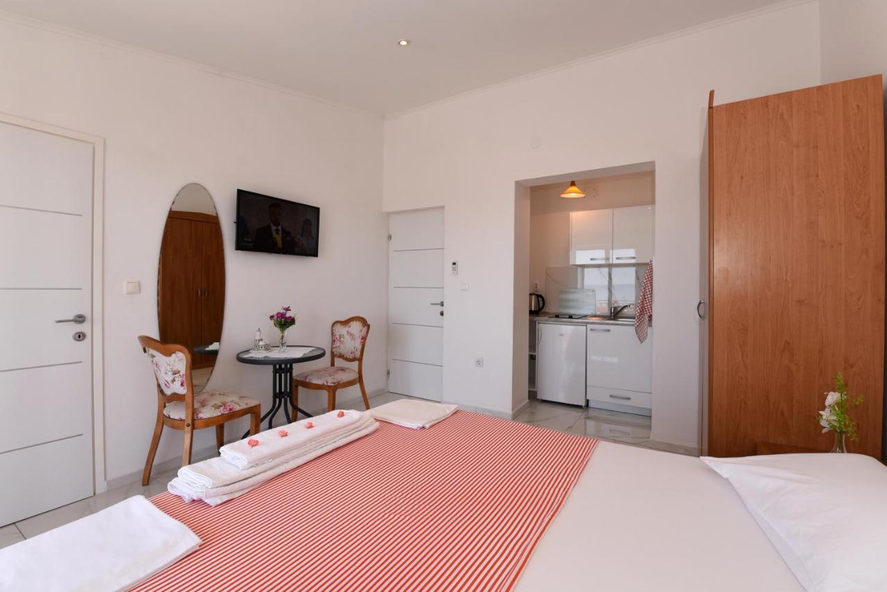 Makarska Sea View Rooms Esterno foto